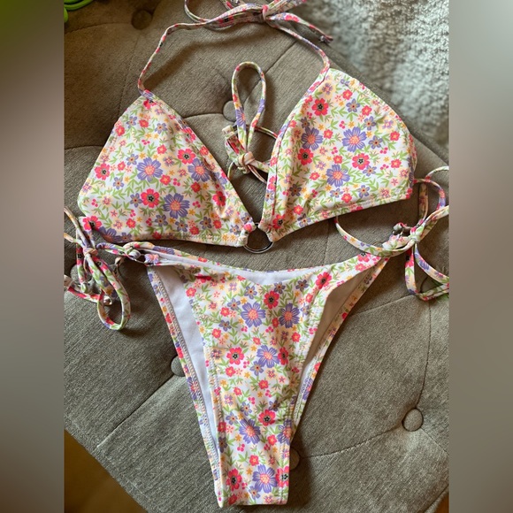 Swim Floral Print Ring Linked Halter Bikini Set, size XS - Picture 2 of 3